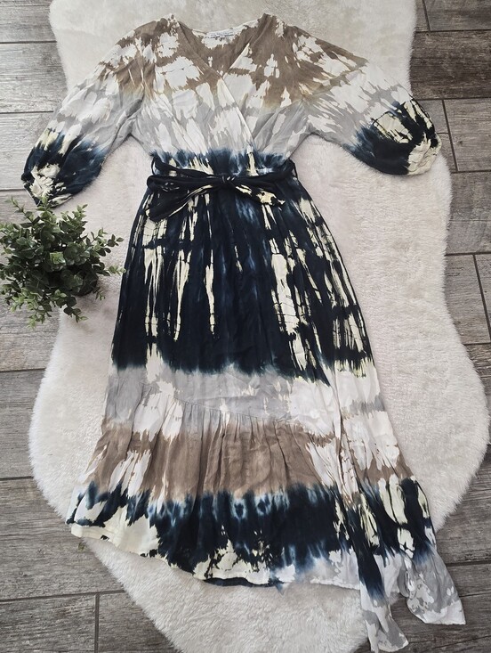Young Fabulous & Broke Dresses & Skirts - Young Fabulous & Broke Jillian Tie Dye Asymmetrical Wrap Boho Midi-Dress, M